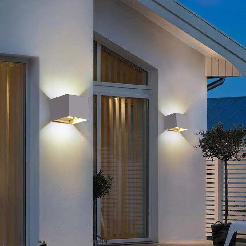 Modern Aluminum Waterproof LED Wall Sconce Wall Light Outdoor Indoor Use